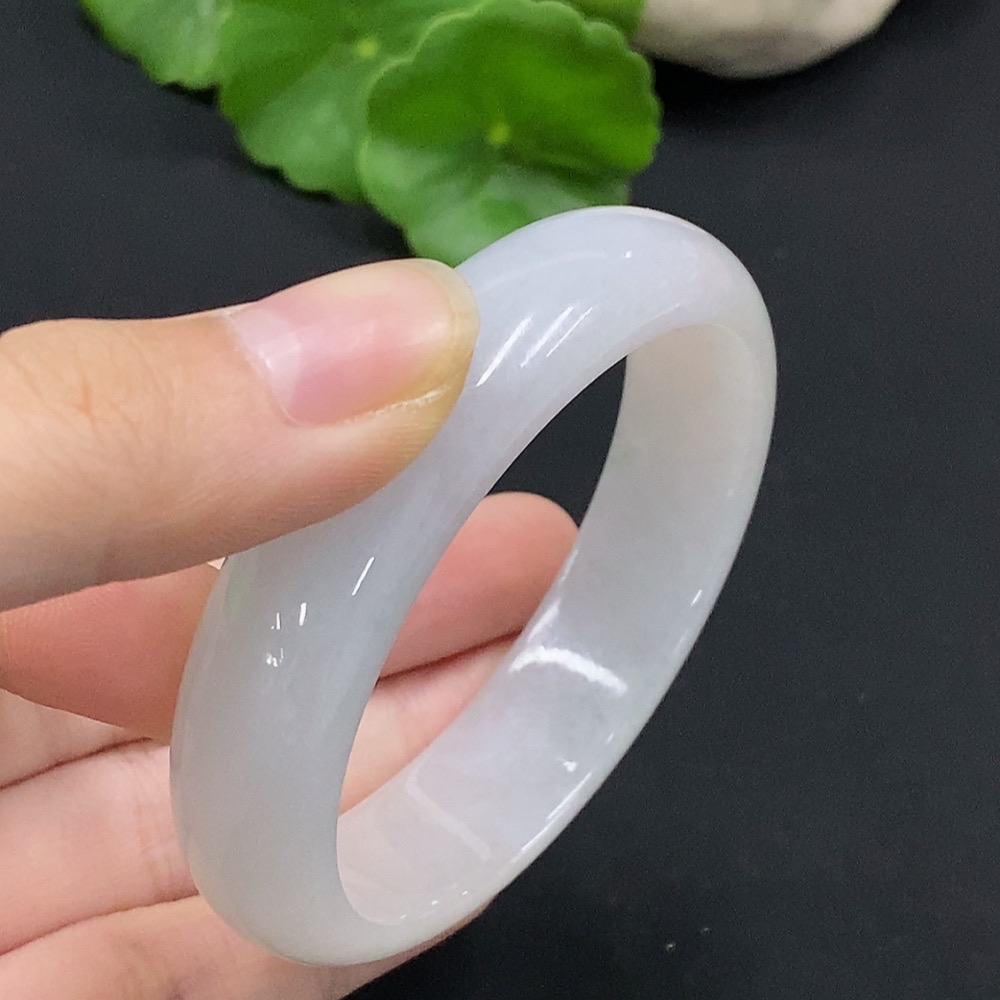 F33927049 Jadeite Concubine Bracelet Size 54.2/48.2 Total Weight Approx. 45.77g