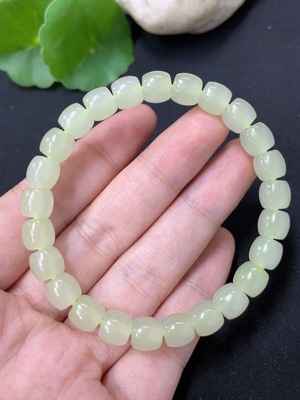 H41891341 和田玉手串 卡7.5mm左右 货品总重约20g