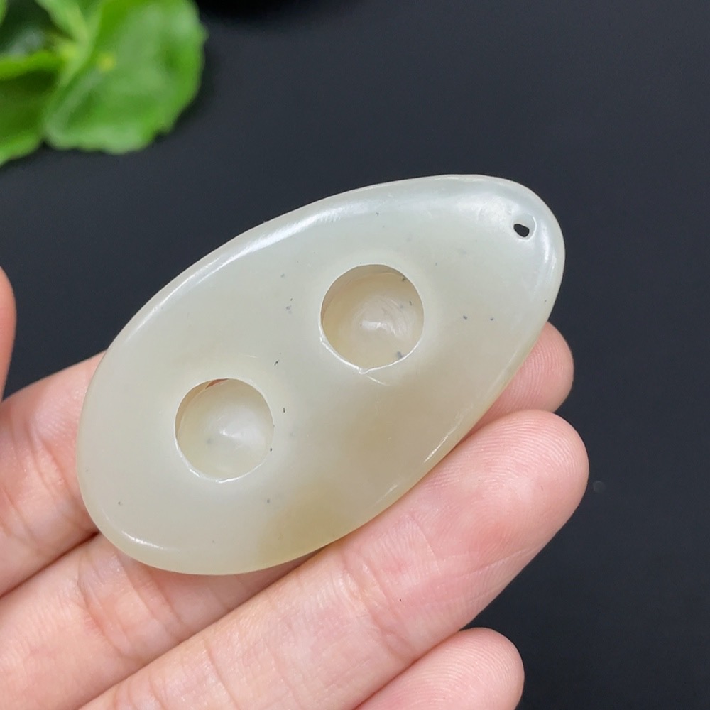 H29430621 Hetian Jade Pendant  Antique Style  Total Weight: Approx. 14g