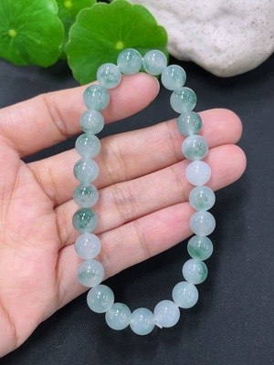F41934063 翡翠手串 卡7.5mm左右 货品总约重18g