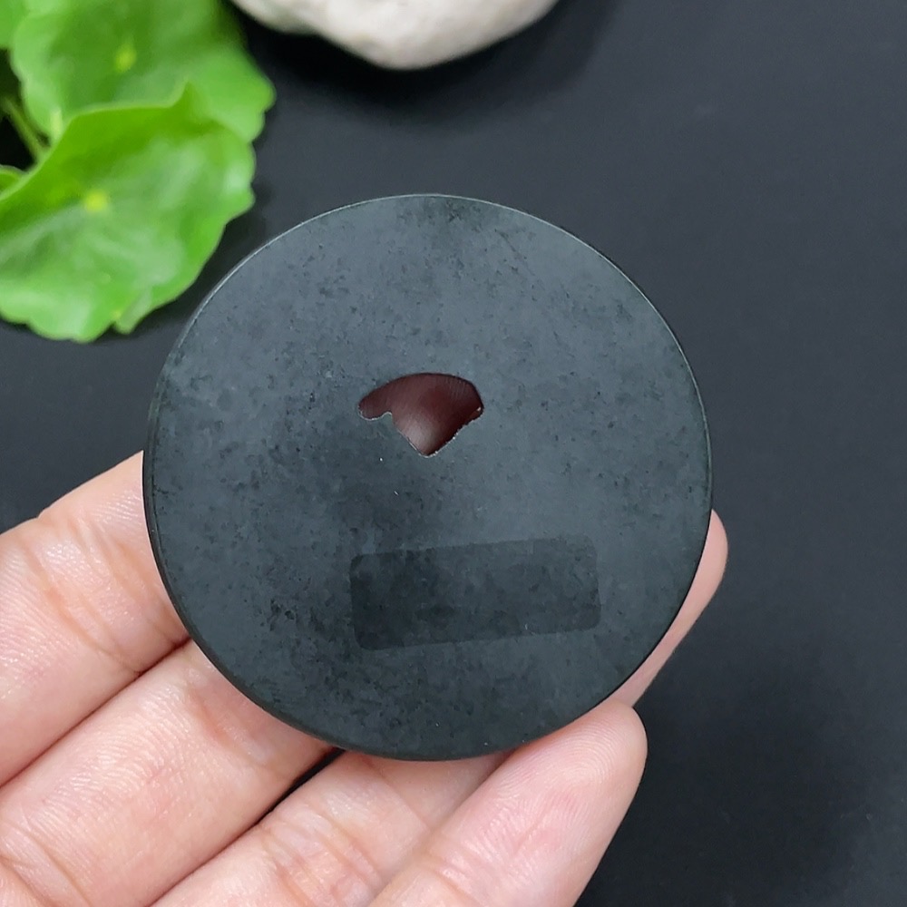 H26041805 Hetian Jade Pendant Lotus Total Weight About 35.2g