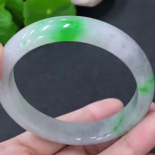 F33849760 Jadeite Round Bangle Size 55mm Total Weight Approximately 46.56g