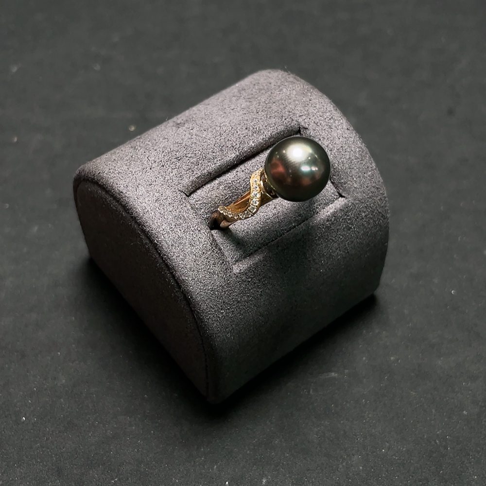 C34987905 Seawater pearl ring Undetermined color origin No imprint Surface gold content measured at Au58% Total product weight approximately 3g