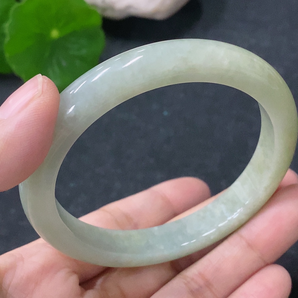 F33930034 Jadeite Round Bracelet Size 54mm Total Weight Approx. 38g