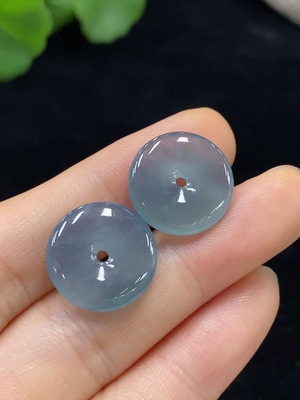 F30444282 Jadeite Pendant Sell as a Lot