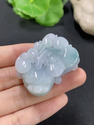 F46601023 翡翠貔貅挂件 货品总重约39.77g