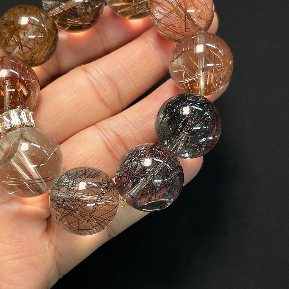 C44312777 Crystal Bracelet with Visible Organic Matter, Non-Gold, Total Weight Approx. 86.62g, Size 18-18.7mm