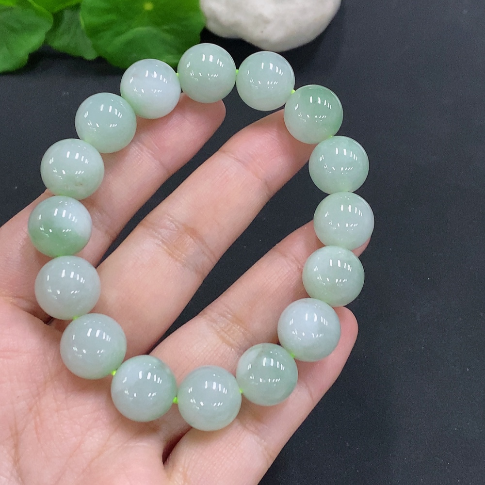 F34000661 Jadeite Bead Necklace Approx. 12.6mm Total Weight Approx. 58.7g