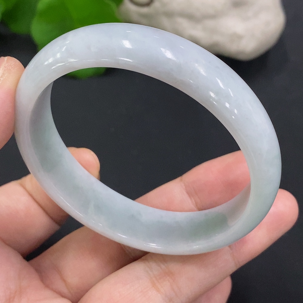 F31622315 Imperial Concorde Jadeite Bangle Size 54.3/47 Total Weight Approx. 43.6g