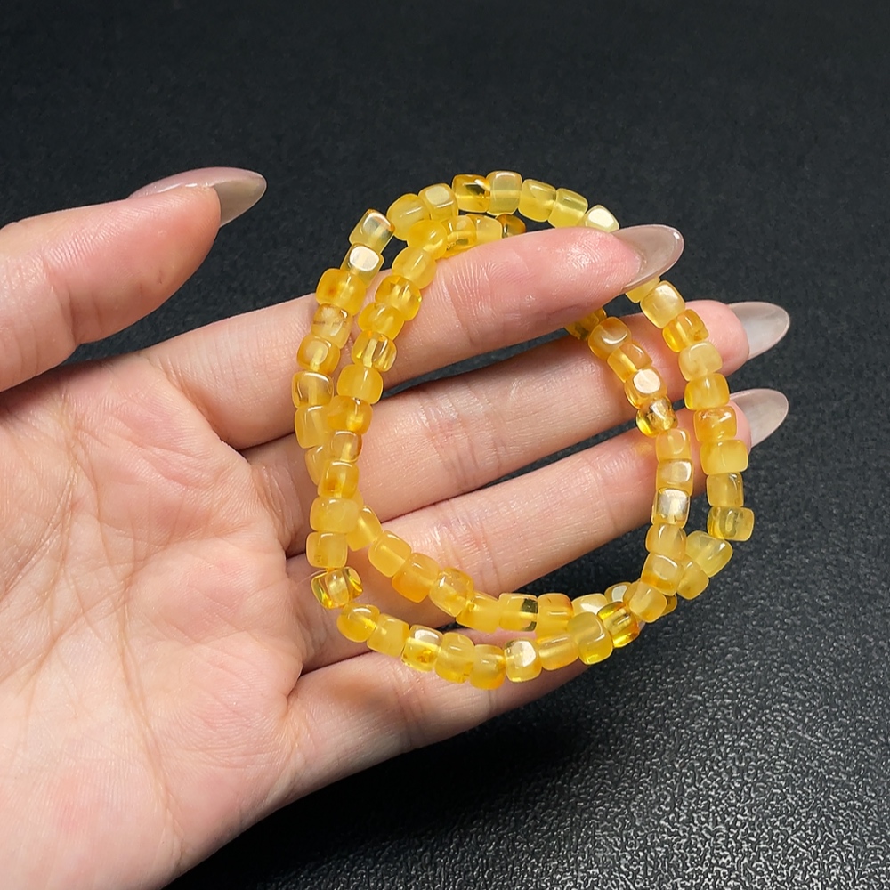 C35096641 Amber Beeswax Bracelet, Total Weight Approx. 7.59g, Sell as a Lot