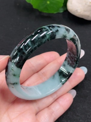 F33899740 Jadeite Round Bangle Size 55.7 Total Weight Approx. 57.3g (Including Other Mineral Components)
