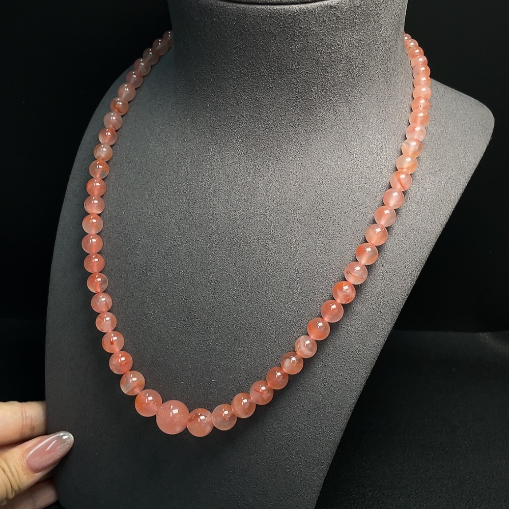 C30468884 Red Agate Beaded Necklace (Non-Gold) with Visible Organic Matter