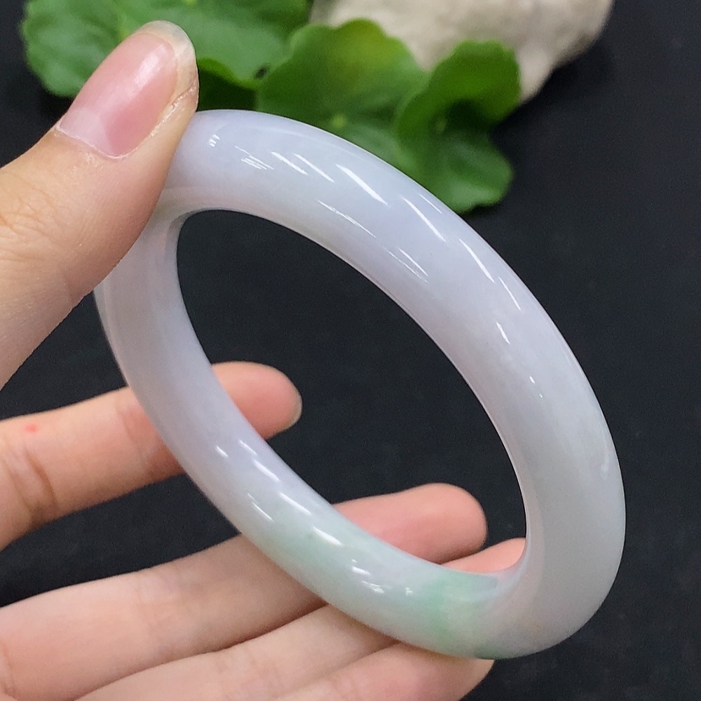 F35132922 Jadeite Round Bangle Total Weight Approx. 66g Size 57