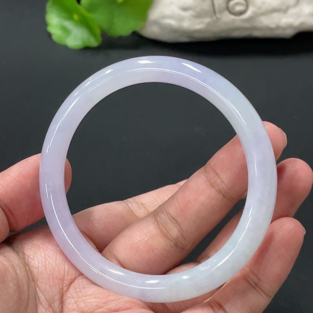 F32822048 Jadeite Round Bangle, Total Weight Approx. 30.5g, Size 56