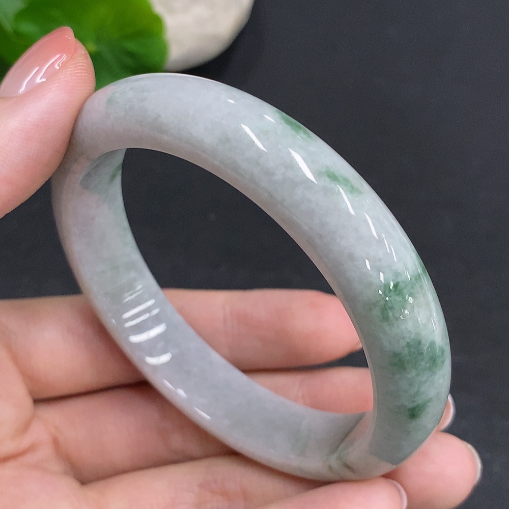 F33933733 Jadeite Round Bangle Size 57.8 Total Weight Approx.56g