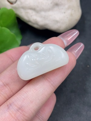 H34959694 Hetian Jade Pendant - Prosperity in Full Bloom