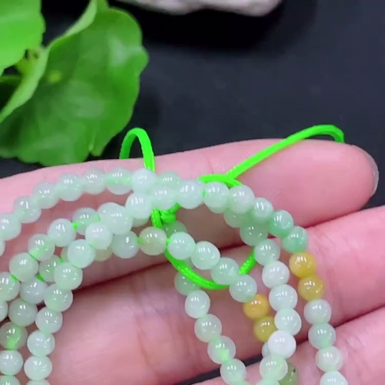 F33919995 Jadeite Beaded Necklace Approx. 3.9mm Total Weight Approx. 15.39g Yellow Beads Non-Grade A