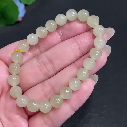 H30464530 Hetian Jade Bracelet, Approx. 7.7 mm Beads, Total Weight Approx. 18.6g