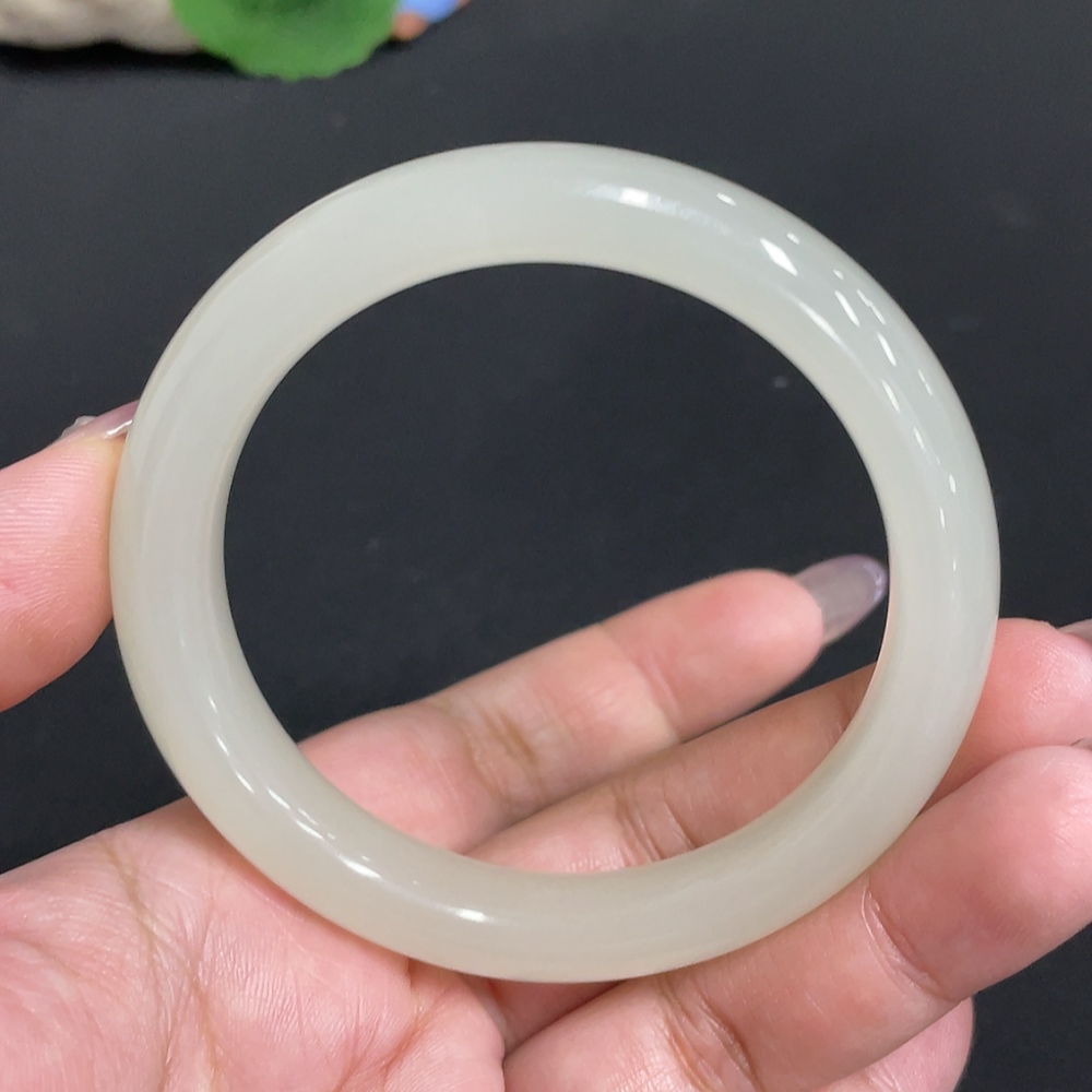 H33931930 Hetian Jade Round Bracelet Size 57.1 Total Weight Approx. 49.2g