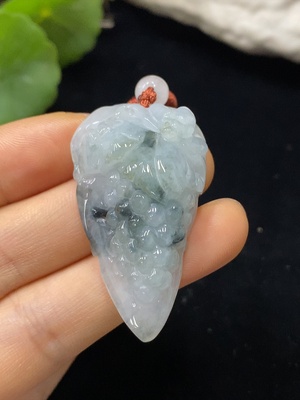 F09655249 JadeitePendant