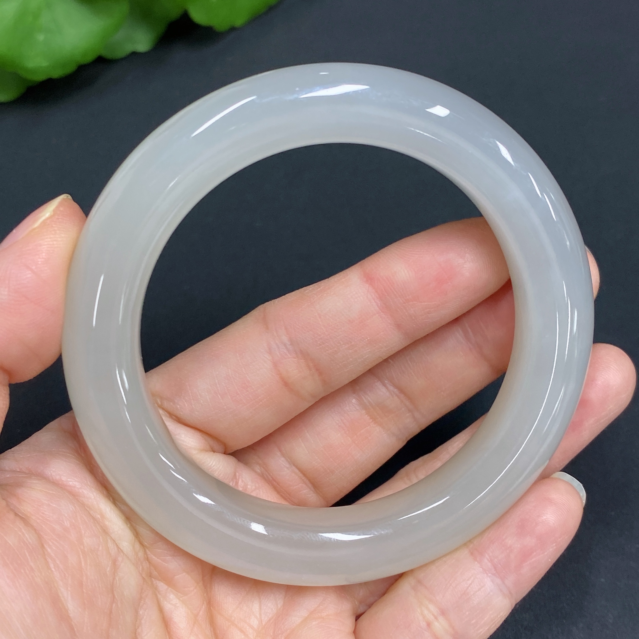 H29366651 Hetian Jade Round Bracelet, Size 54.7, Total Weight Approx. 62.8g
