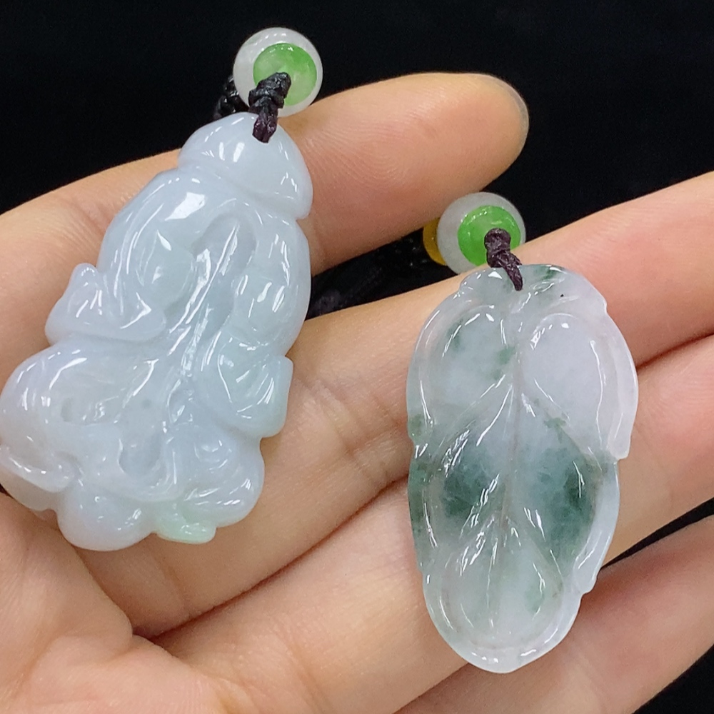F30443465 One Lot of Jadeite Pendants with Non-Grade A Beads