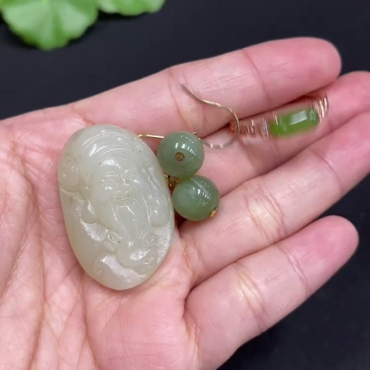 H34052795 Hetian Jade Pendant    God of Wealth    Adjustable Ring    Earrings    Non-Gold Inlaid    Total Weight Approx. 19.6g