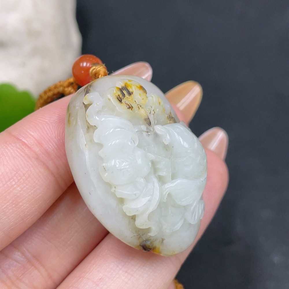 H31663604 Hetian Jade Pendant - Abundance Every Year, Undetermined Skin Color Origin, Total Weight (including rope) Approx. 19.9g