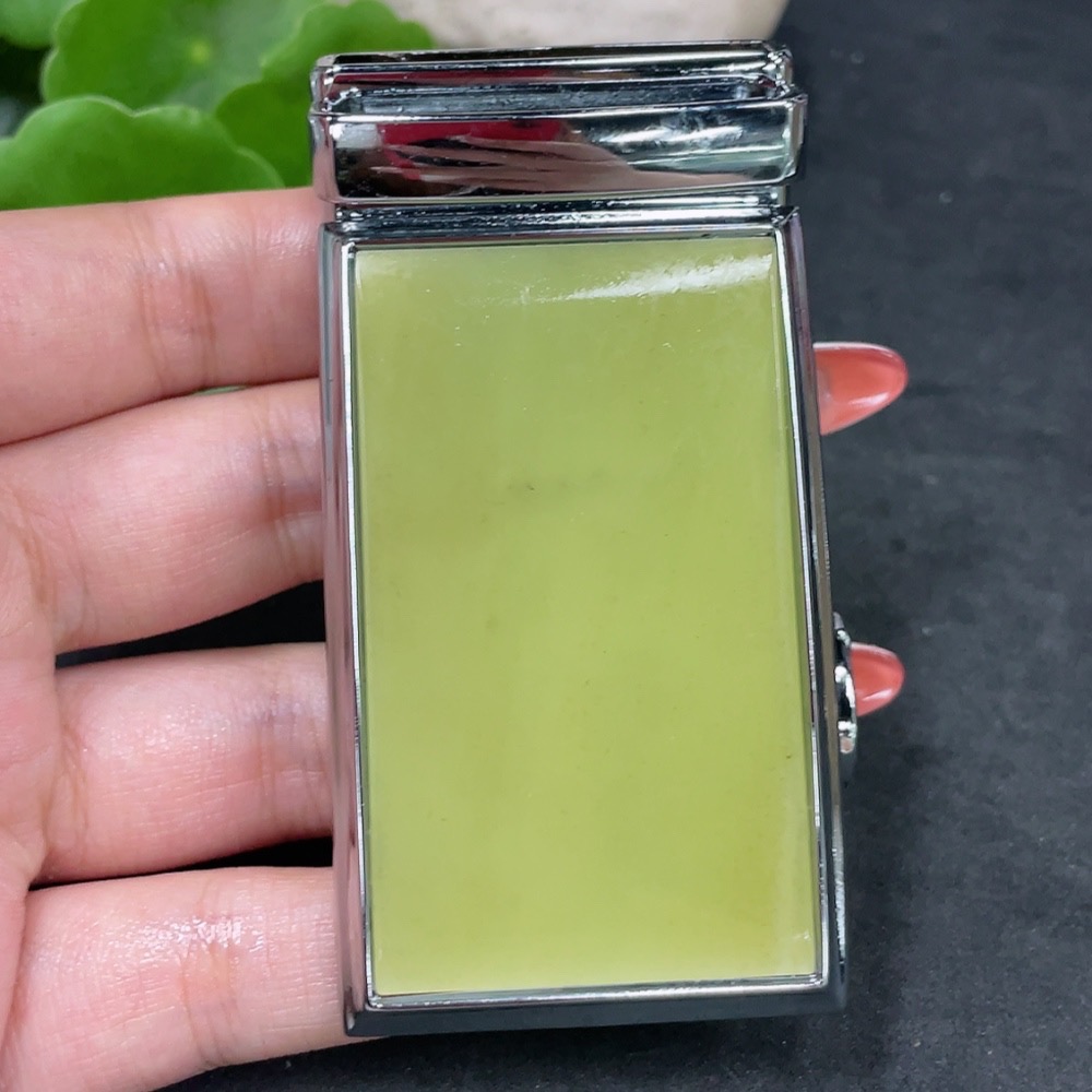 H34961232 Hetian Jade Inlaid Belt Buckle Non-Gold Total Weight Approx. 104.9g