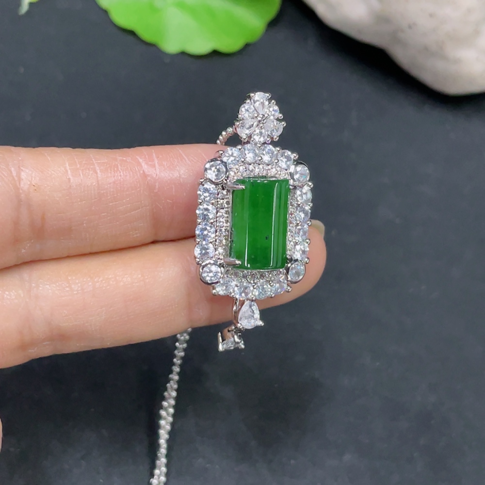 F30563426 Jadeite Inlaid Pendant Non-Gold Total Weight Approx. 6.9g (Incl. Chain)