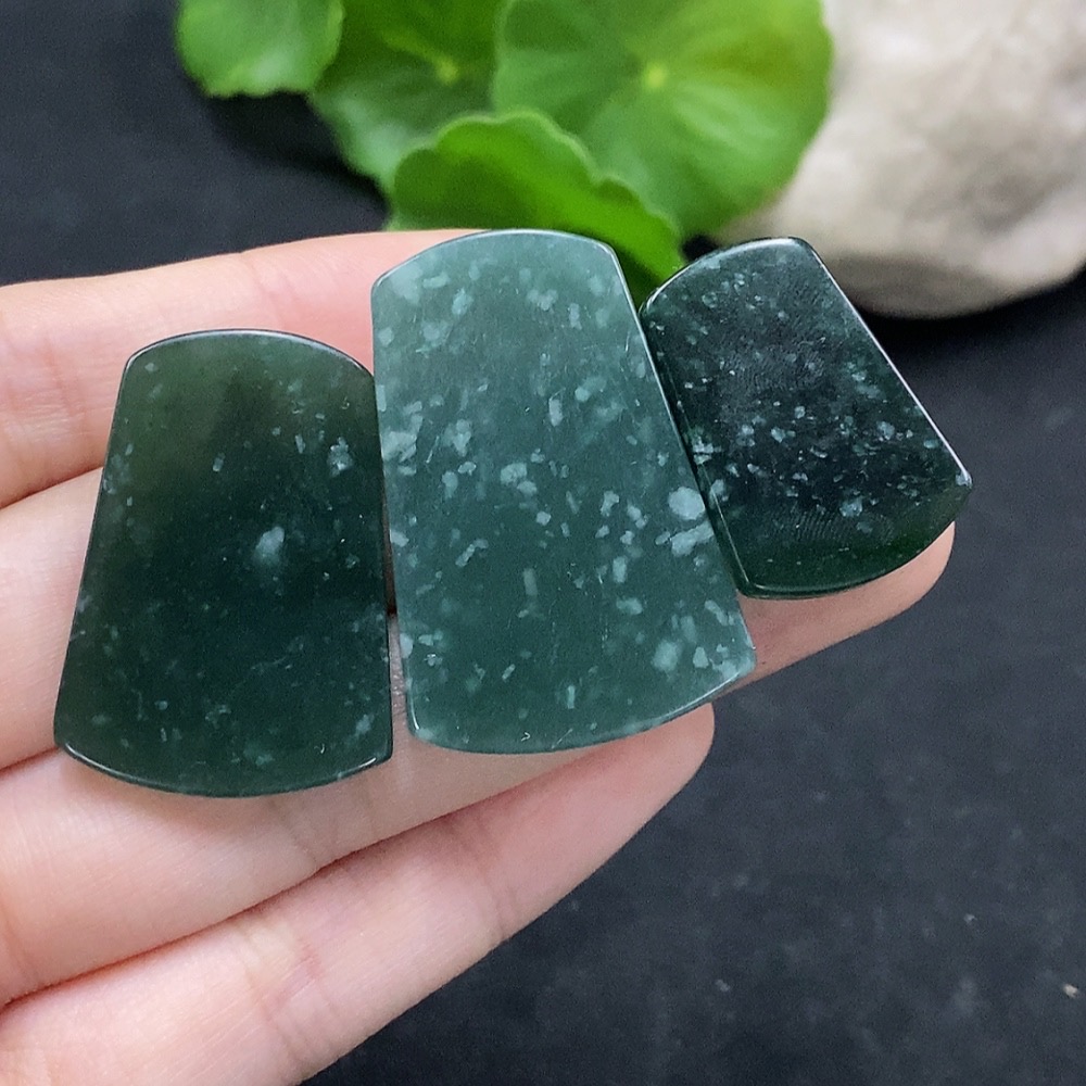 F35090051 Jadeite Plain Pendant Mounting Sell as a Lot