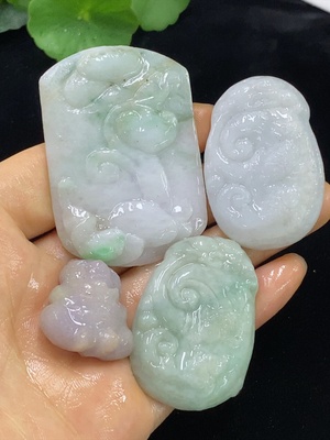 F34948915 Jadeite Rough Pendants Sell as a Lot