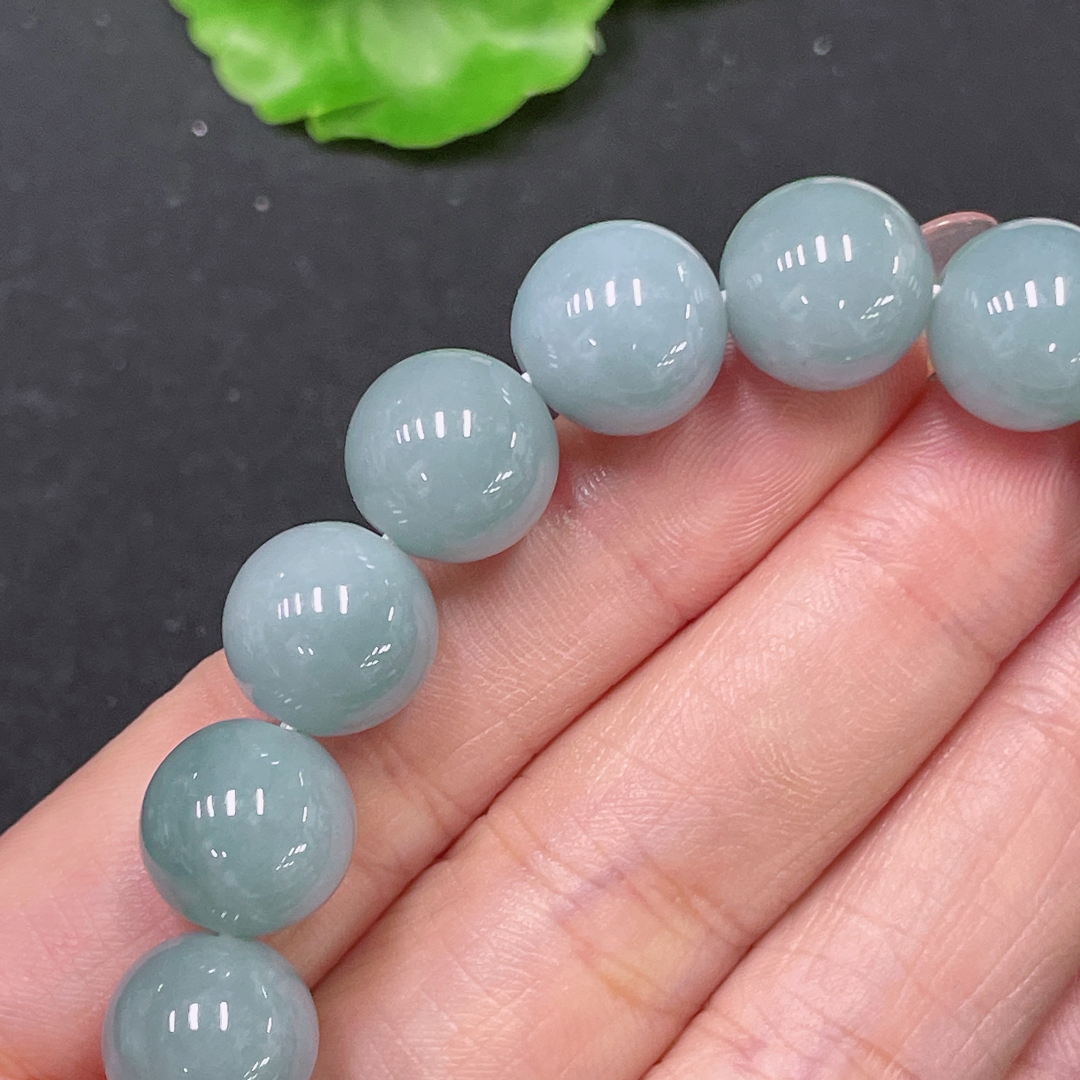 F34046544 Jadeite bracelet, approx. 11.8mm, total weight approx. 48.09g