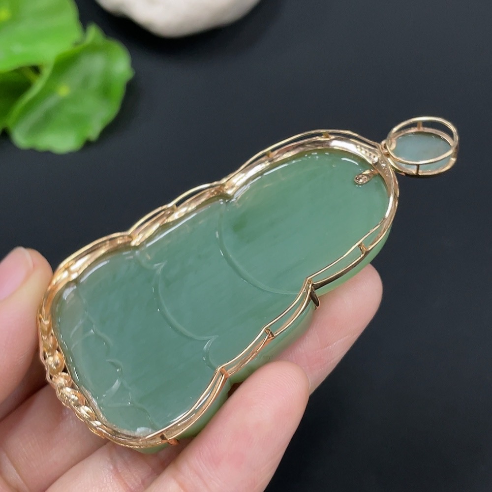 H26022636 Hetian Jade Inlaid Pendant Guanyin 18K Gold Total Weight Approx. 33.2g