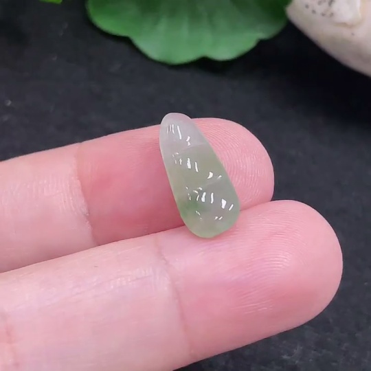 F33826843 Jadeite Inlaid Piece Total Weight Approx. 0.56g