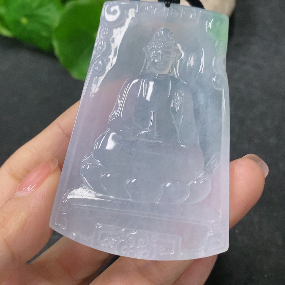 F34043491 Jadeite Pendant Guanyin Gross Weight with Rope 37.49g