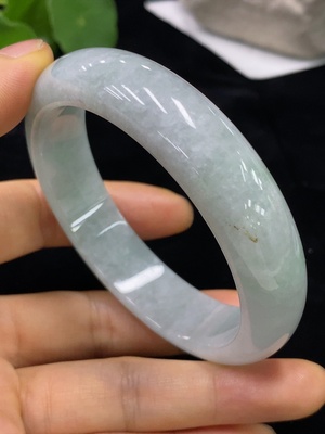 F34973329 Jadeite Round Bracelet Size 59mm Total Weight Approximately 68.94g