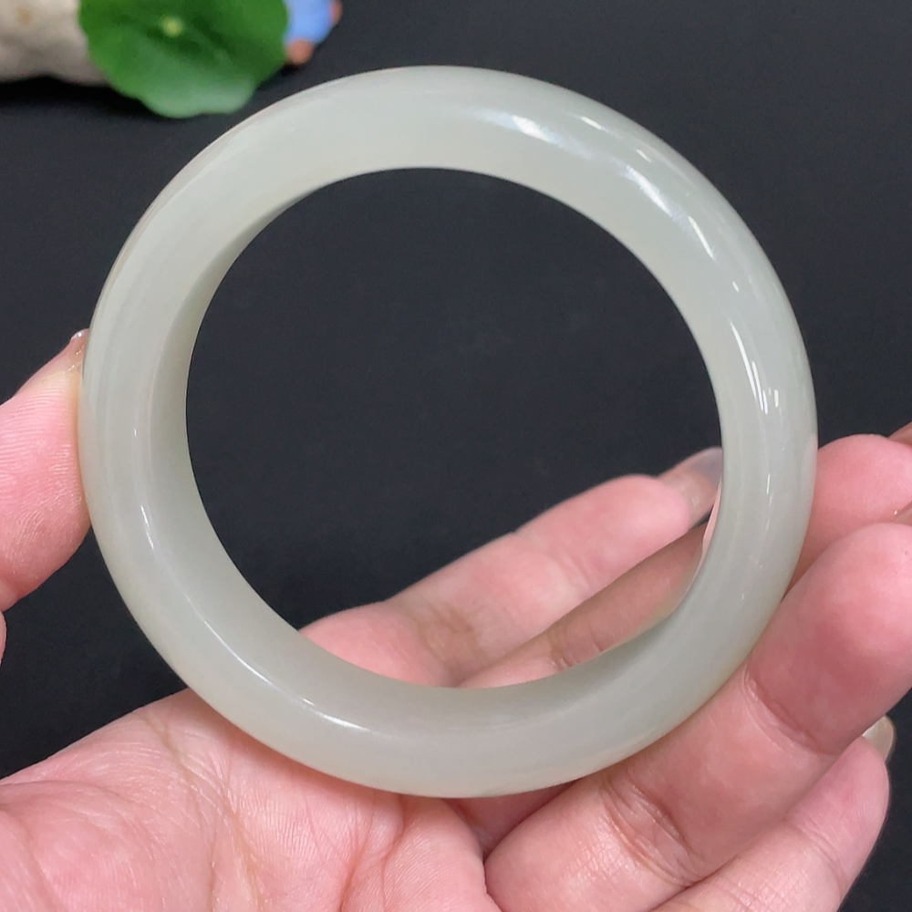 H32767191 Hetian Jade Round Bracelet Size 58.3 Total Weight Approx.74.4g