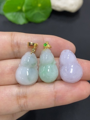 F46557397 翡翠葫芦挂件一手走 非金镶