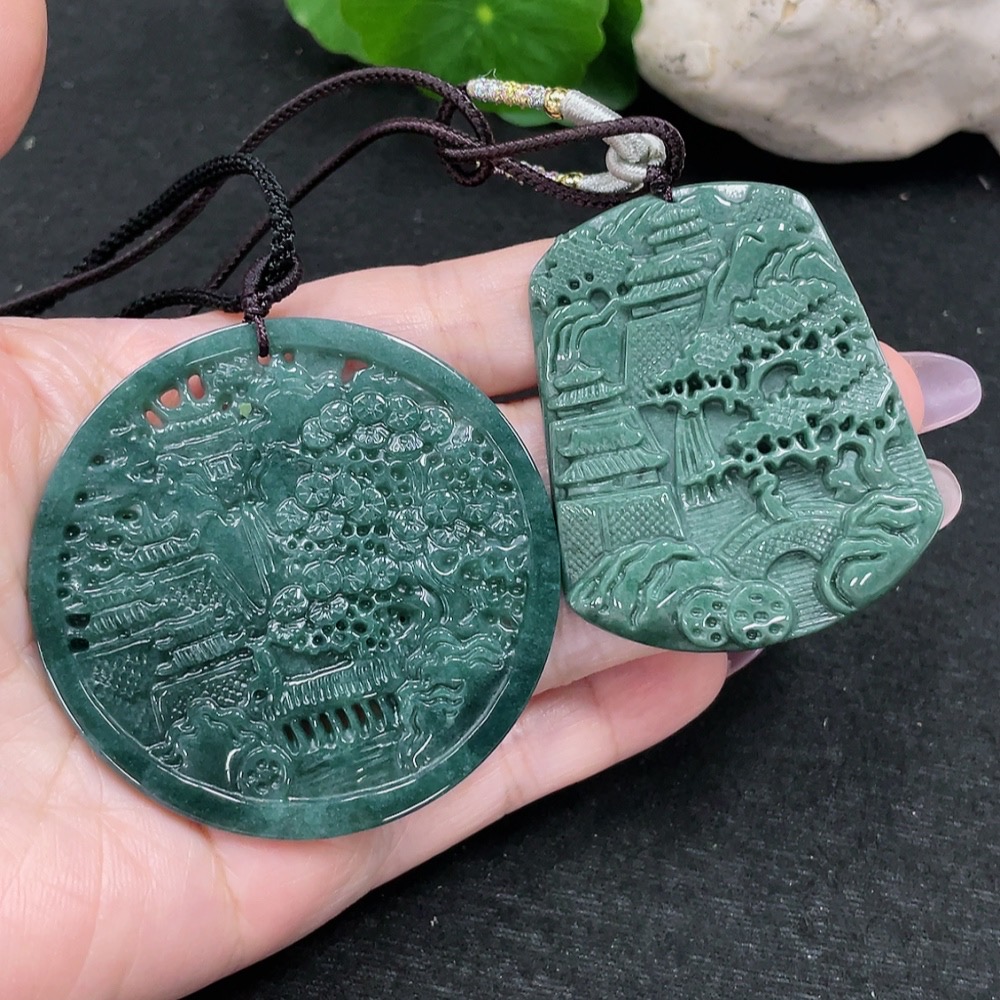 F34966163 Jadeite Pendants Sell as a Lot