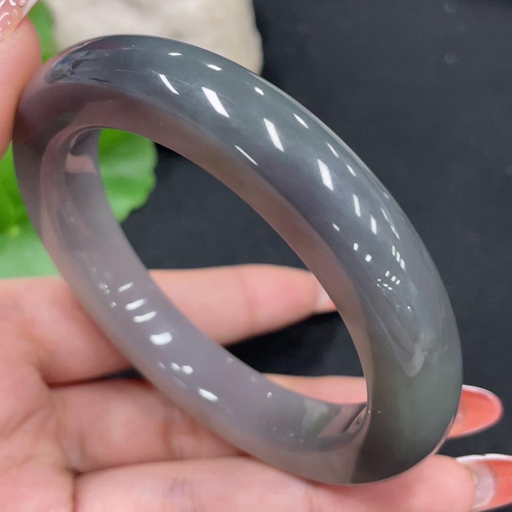 H34053716 Hetian Jade Round Bangle Size 57.2 Total Weight Approx. 70.5g