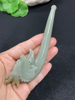 H46531257 和田玉龙烟嘴     货品总重约45.4g