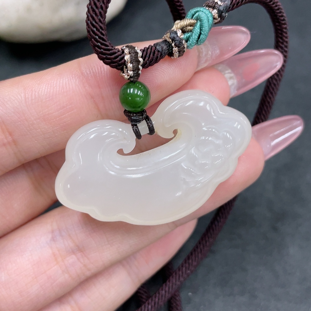 H33897385 Hetian Jade Pendant Ruyi
