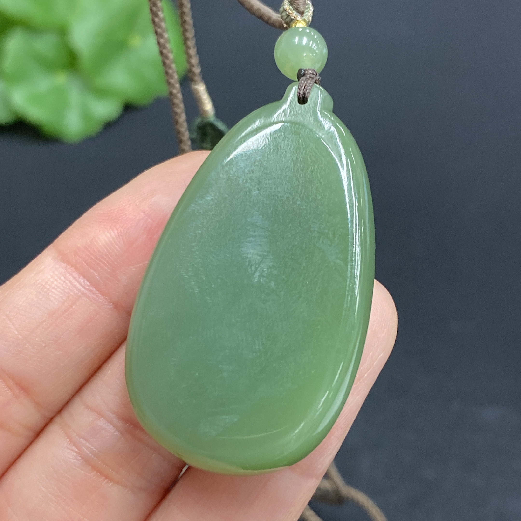 H28281210 Hetian Jade Plain Pendant