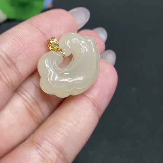 H34957083 Hetian Jade Inlaid Pendant Ruyi Total Weight About 7.9g 18k