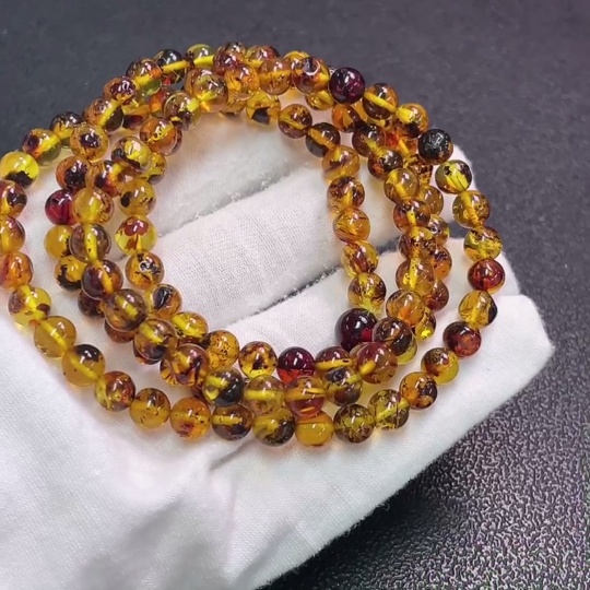C33891434 Amber Beaded Necklace, Total Weight Approx. 16.70g, Bead Size About 6.2mm