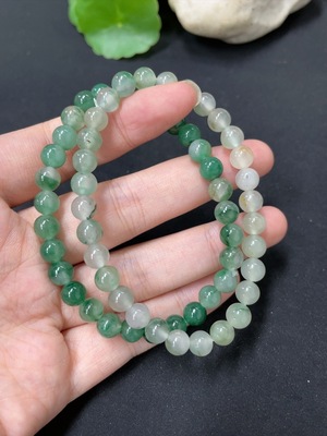 H41867357 非洲翠（独龙玉）手串  最大卡6.1mm左右   货品总重约22.5g
