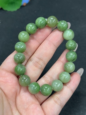 H41946547 和田玉手串 卡11.7mm左右 货品总重约44g