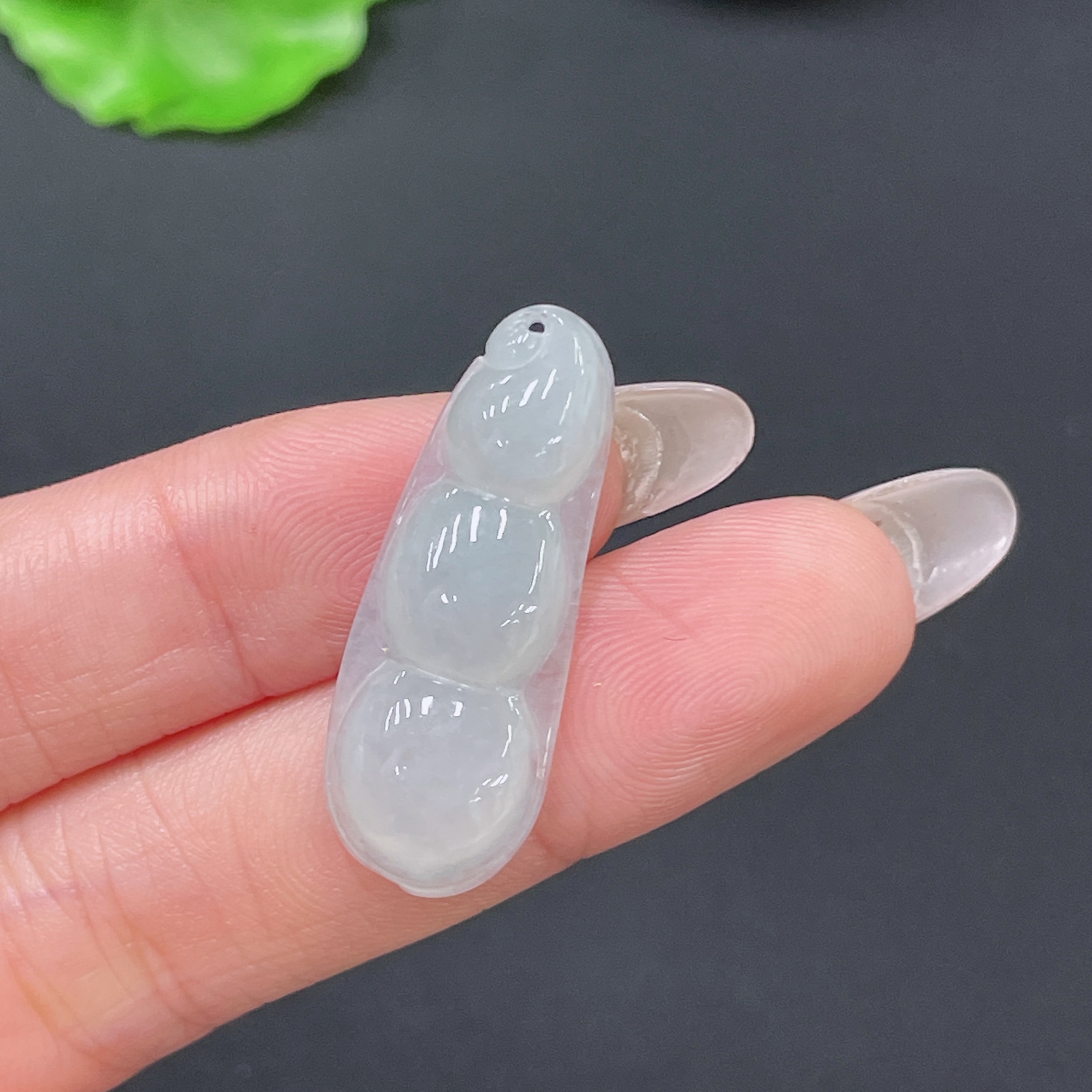 F35158748 Jadeite Bean Pendant Total Weight Approx. 3.24g