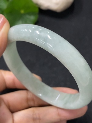 F35117376 Jadeite Round Bangle Size 57.5mm Total Weight Approximately 47.1g